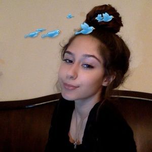 Meet your Posher, Nineli